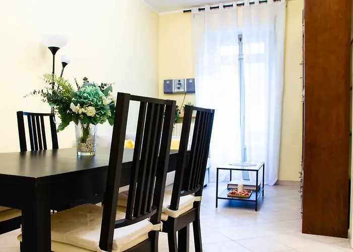 La Passeggiata By Happyhostorino Apartment Turin