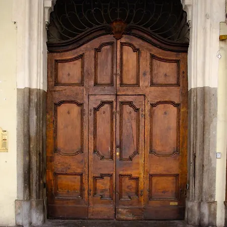 La Passeggiata By Happyhostorino * טורינו