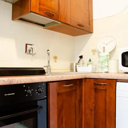 La Passeggiata By Happyhostorino * טורינו