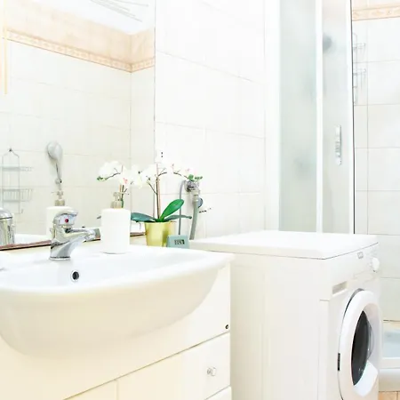 דירה La Passeggiata By Happyhostorino